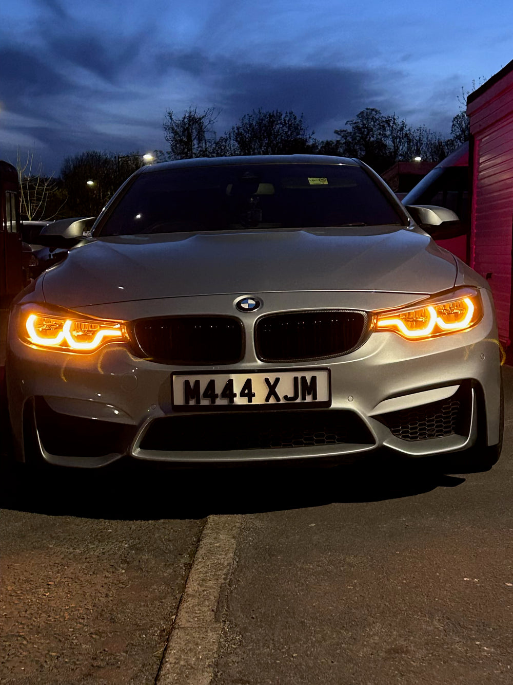 F82