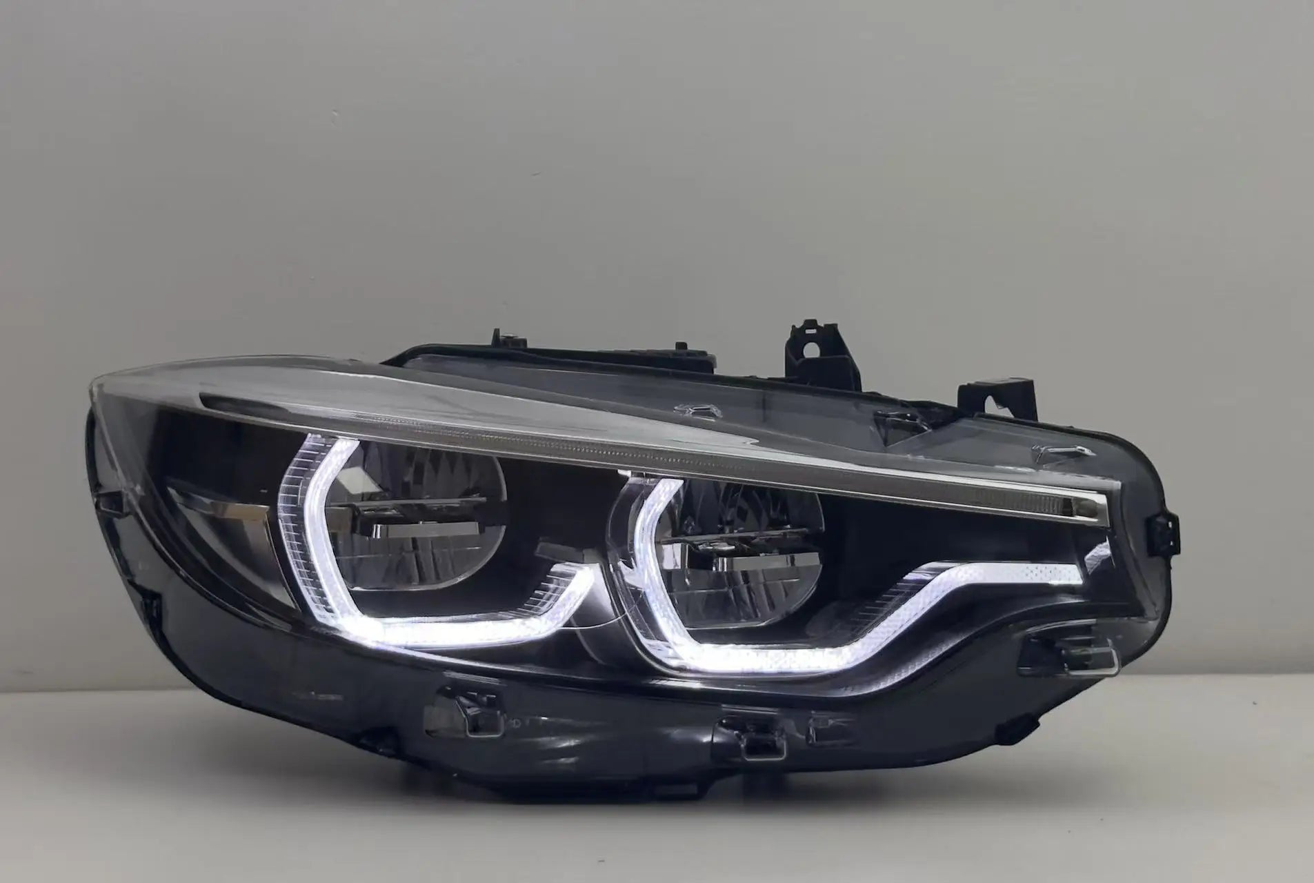 For BMX F32 F33 F36 F80 F82 M3 M4 Yellow DRL LED Headlight Ikon Style Daytime Running Front Lights High Fog Turn Signal Lamp