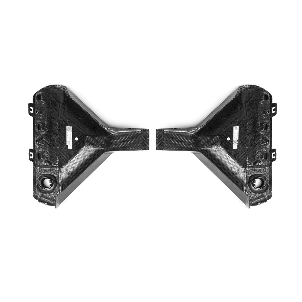 BMW M2 G87 carbon fibre rear bumper inserts - weave detail