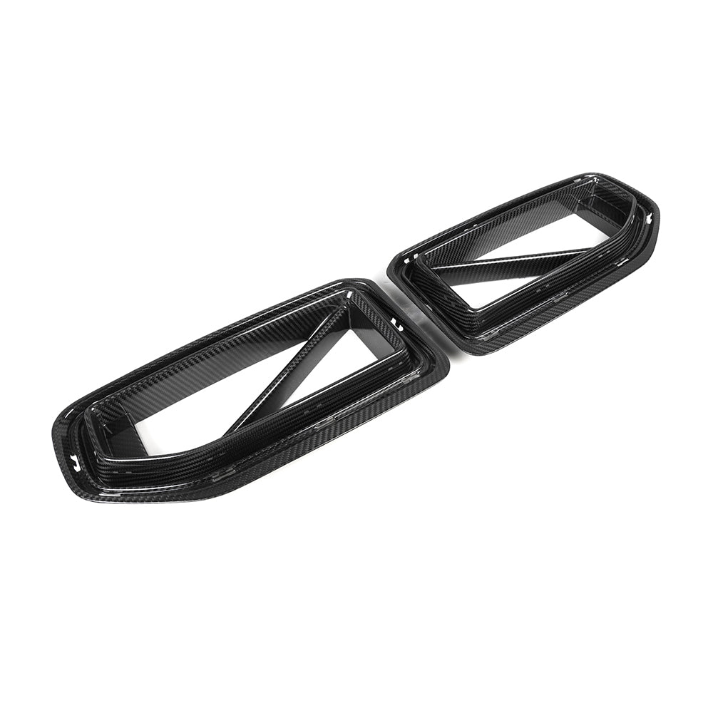 BMW M2 G87 V1 carbon fibre front grille - weave detail