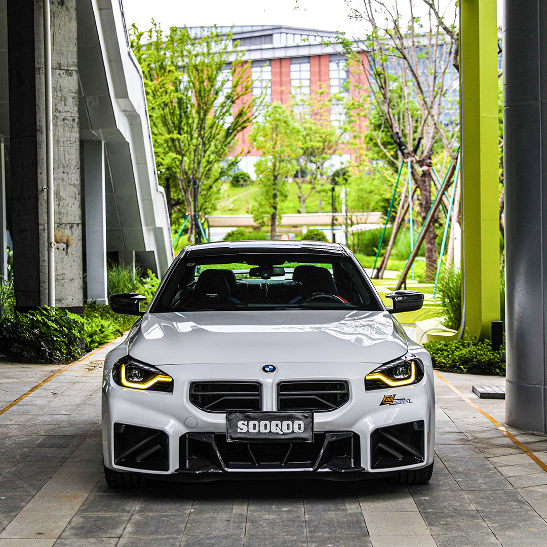 BMW M2 G87 V2 carbon fibre front grille - angle view